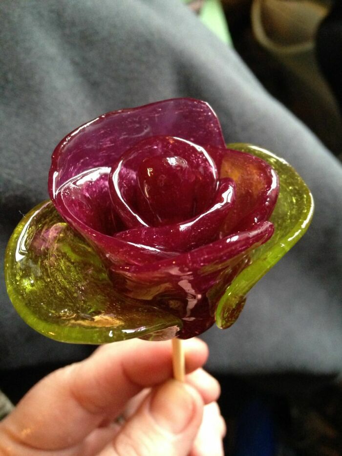 A Way Prisoners Make Rose's For Their Loved Ones Made Of Jolly Ranchers