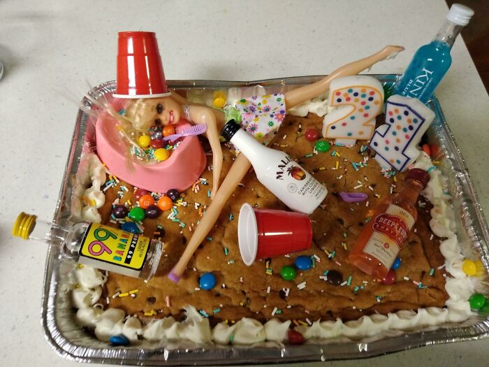 Cake My Girlfriend Made For Her Daughter's 21st Tonight