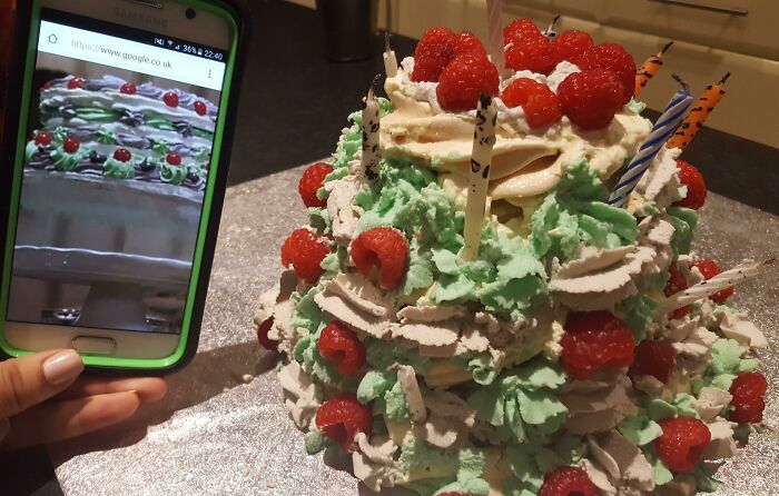 Throwback To When We Tried To Make Aunt Petunias Cake