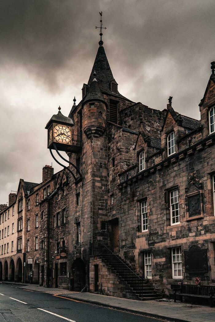 Taberna Tolbooth, Edimburgo / Sir Lewis Bellenden