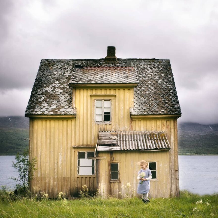 I Search For Abandoned Houses In The Arctic
