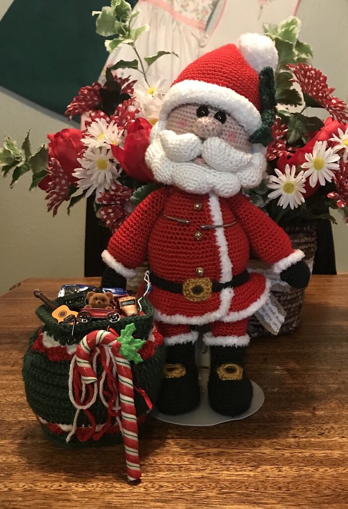 Crocheted This Santa And Gift Bag.
