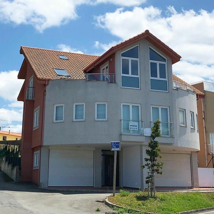 Surprise - It’s For Sale •‿*