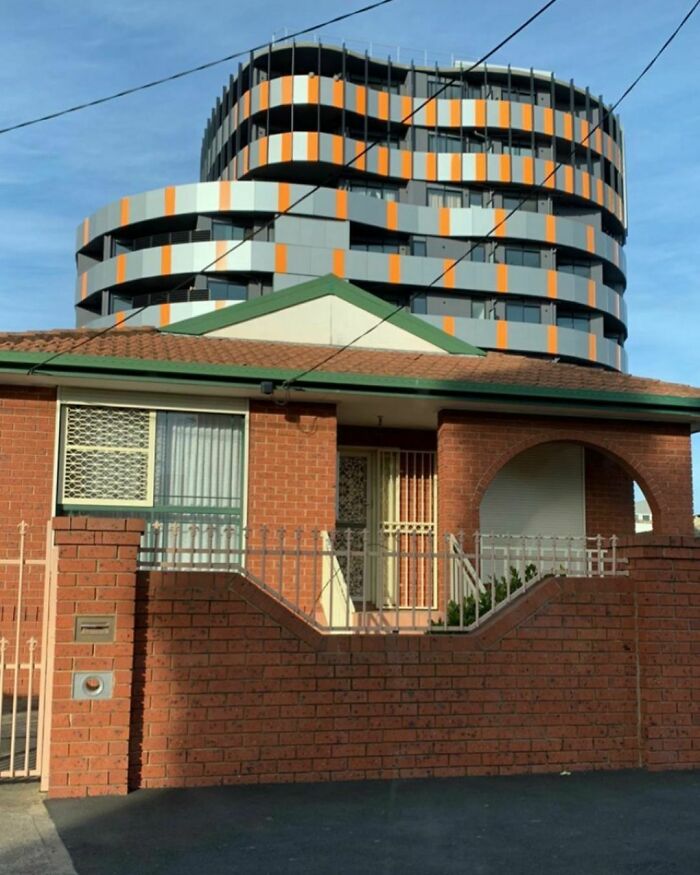 Name A More Iconic Intergalactic Retro Bricky Orangey Deep Fried Space Duo, We'll Wait