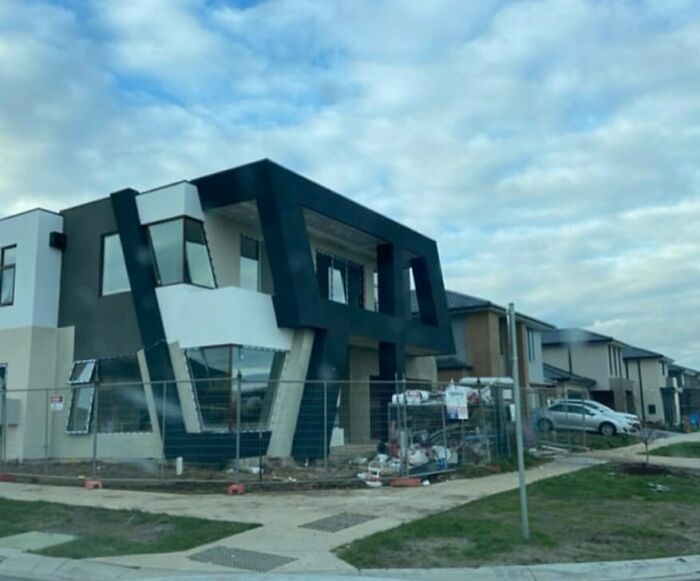 In N' Out Under Over-Deconstructionism-Ness