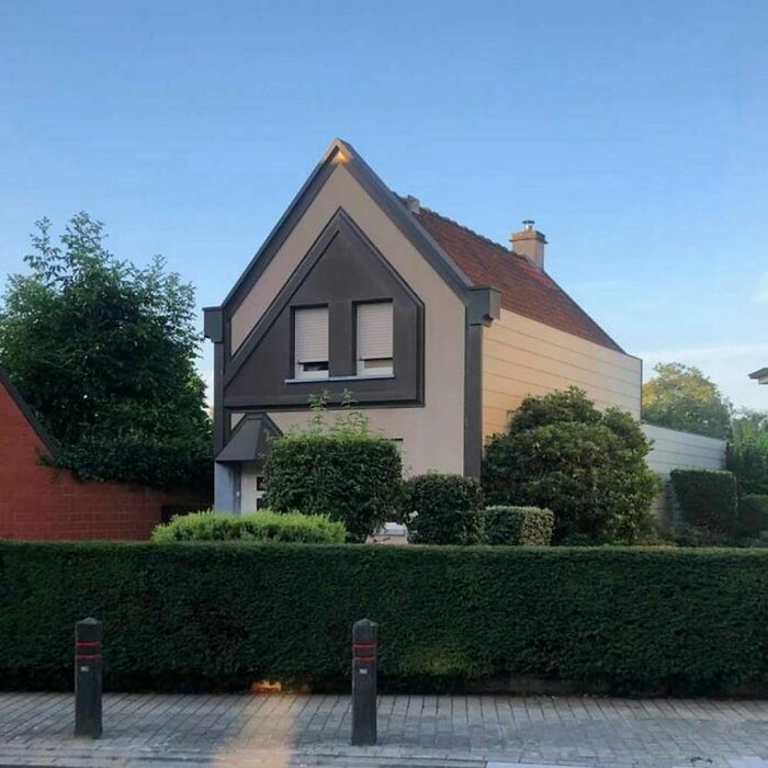 Why Does My House, Feel So Bad 😢