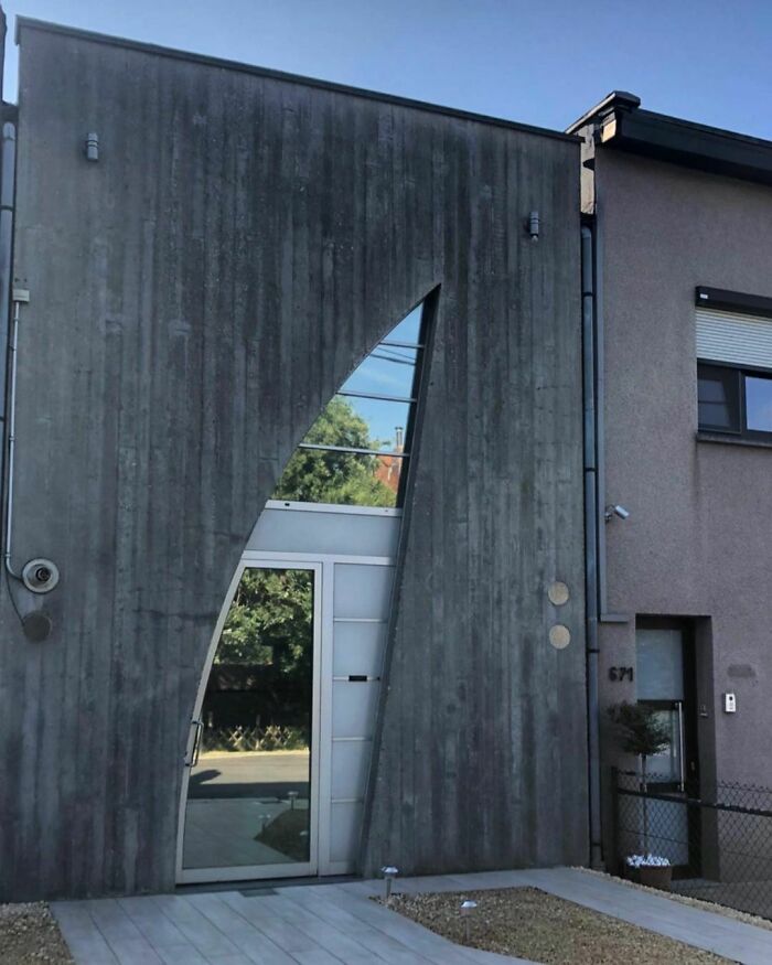 Archeologists Found 2000 Year Old Ugly Belgian House