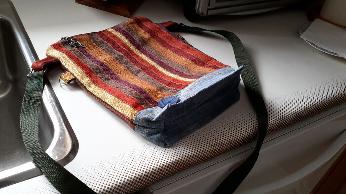 A Purse For My Niece