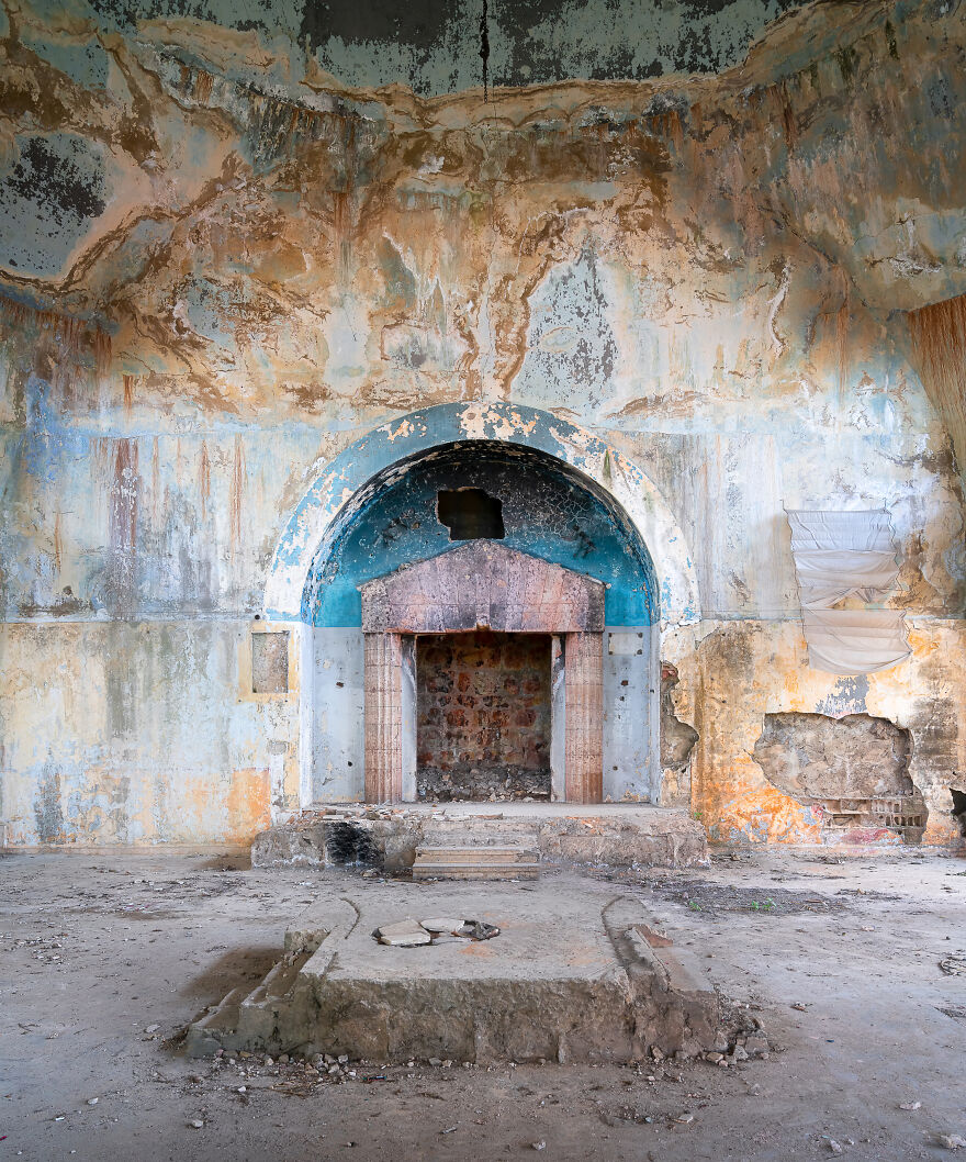 11 Photos Of The Abandoned Synagogue In Bhamdoun - Lebanon