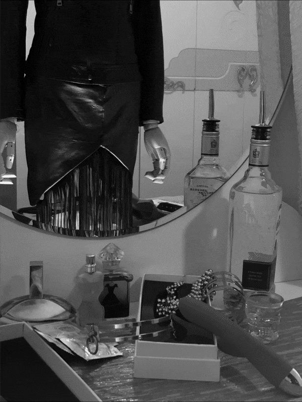 They're Alive... Alive...! Oh, I Didn't See You. I Created Dresses, And Brought Them To Life With Stop Motion.