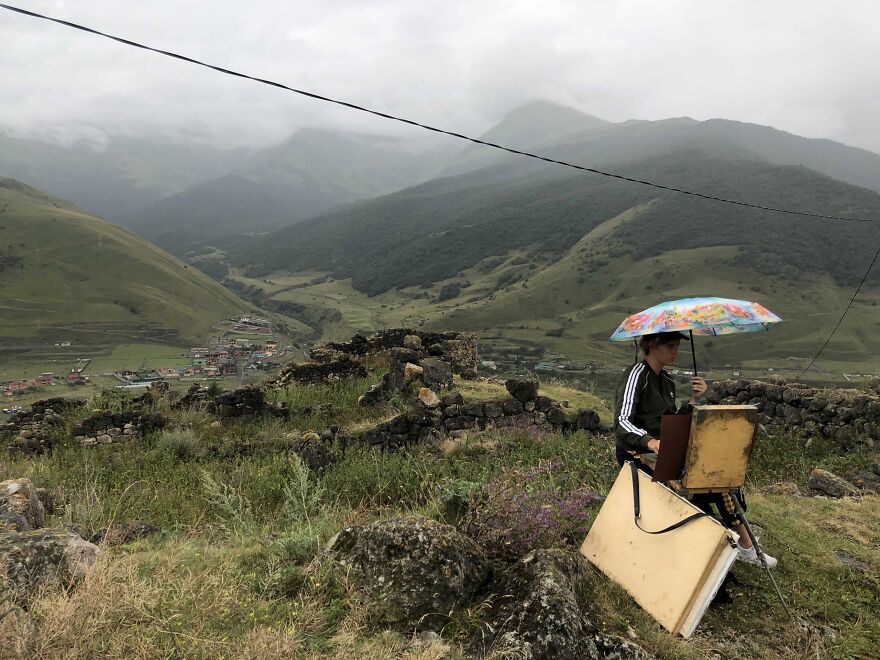 The Artist-Traveler Conquers The Mountain Peaks! (9 Amazing Pics!)