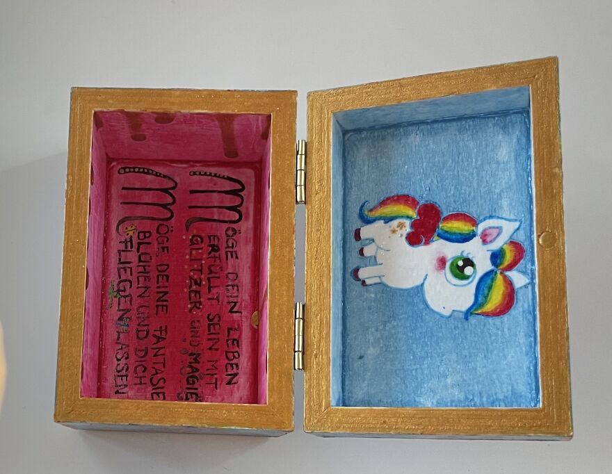 I Painted A Unicorn Tooth Box For My Daughter (13 Pics)