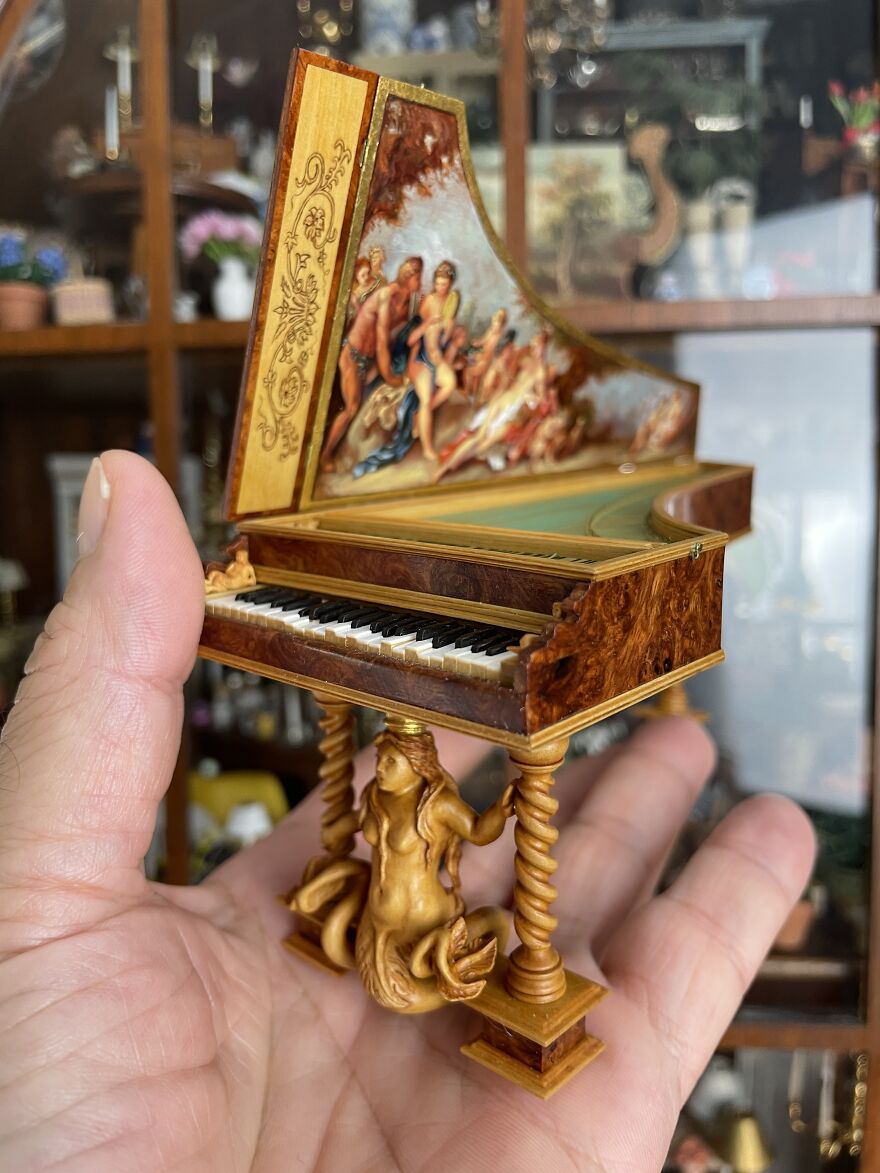 I Made Dollhouse Miniatures That Ain't No Little Girl Playthings (13 Pics) I Made Dollhouse Miniatures That Ain't No Little Girl Playthings (13 Pics)