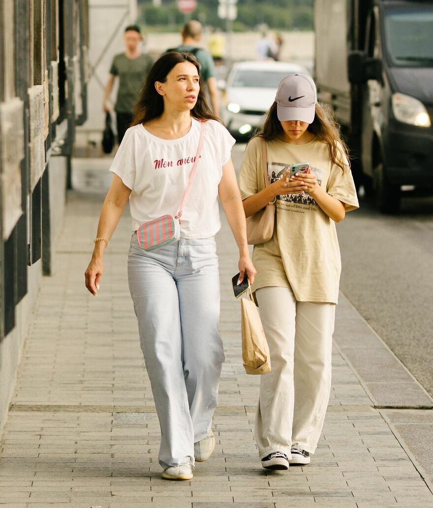 In Russia, A Photographer Takes Pictures Of Stylish People On City Streets