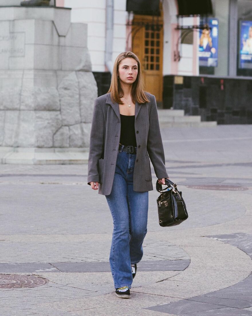 In Russia, A Photographer Takes Pictures Of Stylish People On City Streets