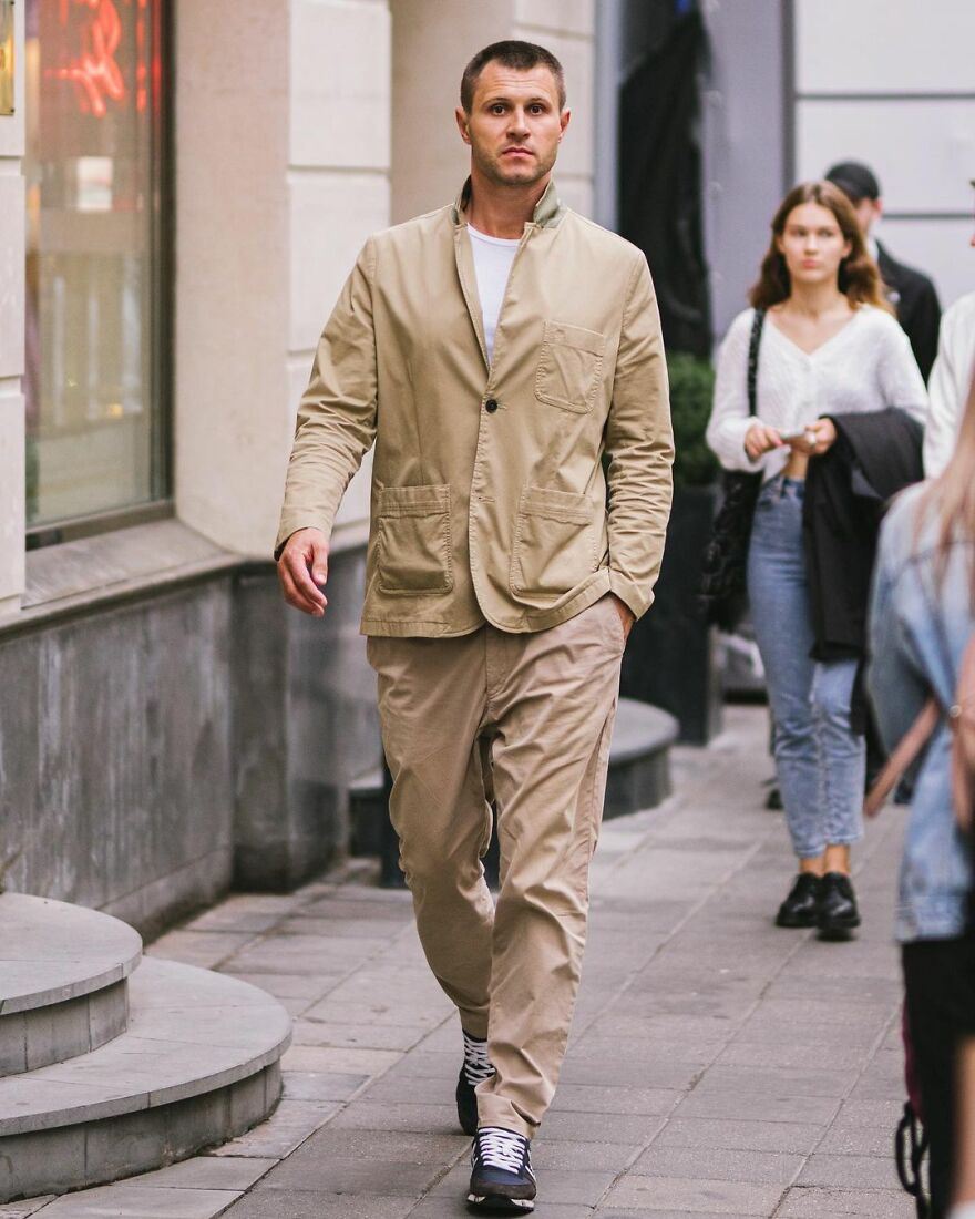 In Russia, A Photographer Takes Pictures Of Stylish People On City Streets