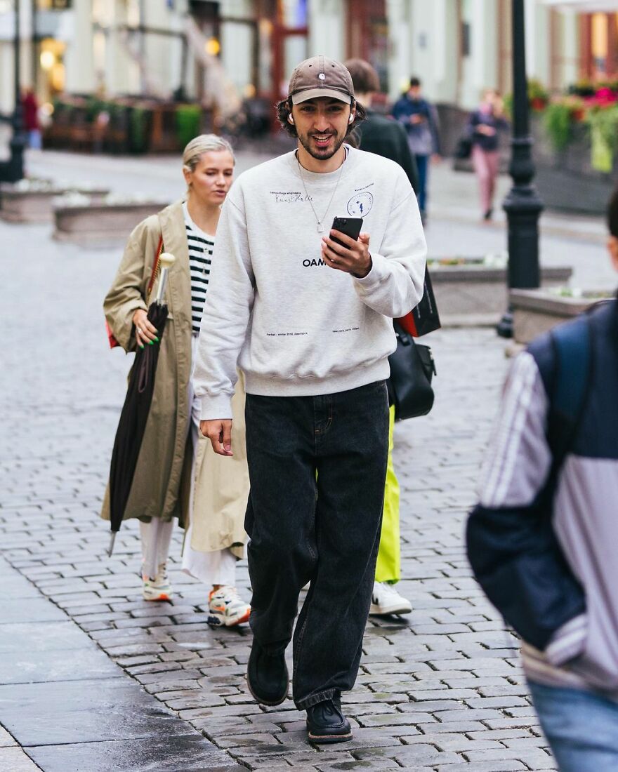 In Russia, A Photographer Takes Pictures Of Stylish People On City Streets
