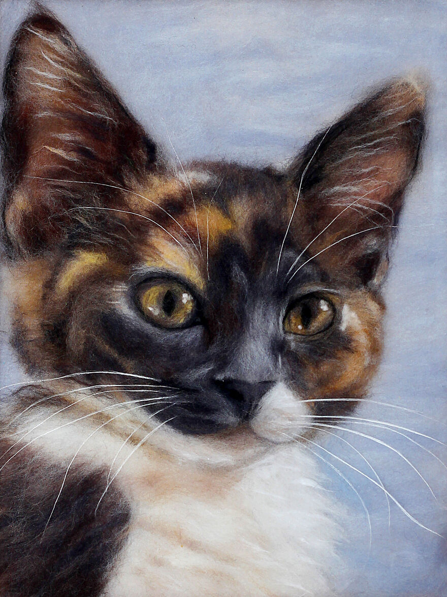 In My Hands The Wool Comes To Life!