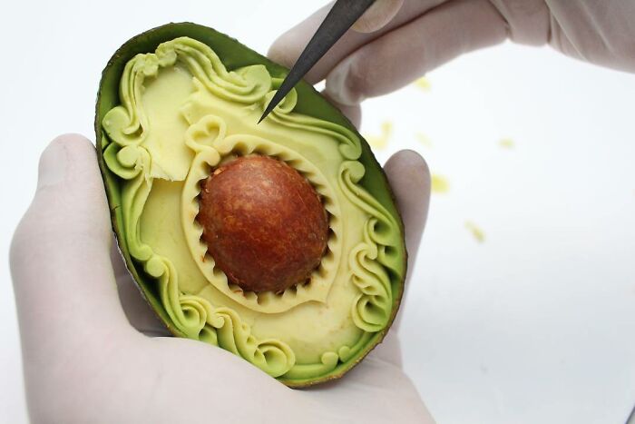 Italian Artist Makes Amazing Sculptures Using Avocados