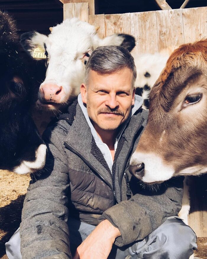 Farm Animals Are Not Just Food And This Man Proves That Farm Animals Are Not Just Food And This Man Proves That