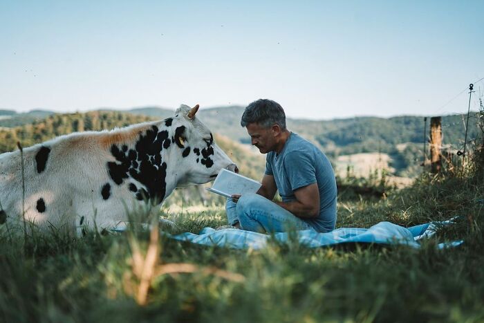 Farm Animals Are Not Just Food And This Man Proves That Farm Animals Are Not Just Food And This Man Proves That