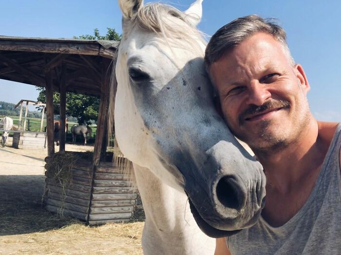 Farm Animals Are Not Just Food And This Man Proves That Farm Animals Are Not Just Food And This Man Proves That