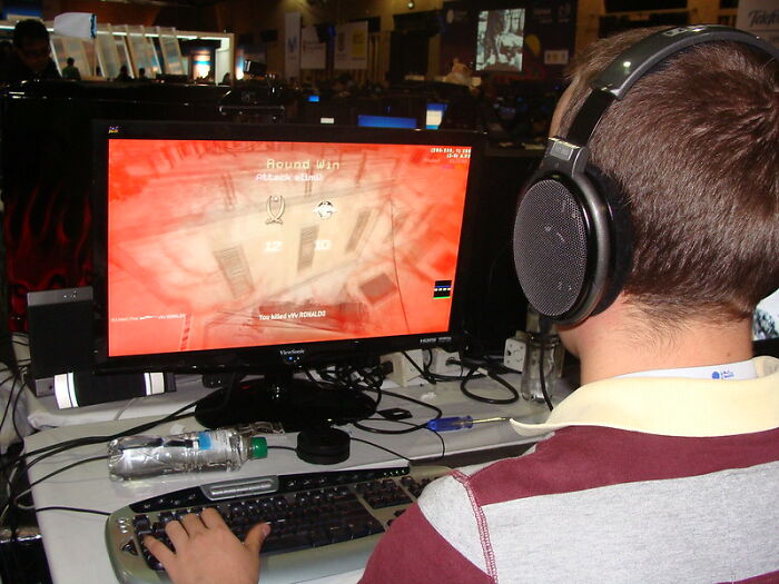 A Person In This Online Group Was Curious To Know What Others Do To Escape Reality, Here Are 30 Of The Best Answers