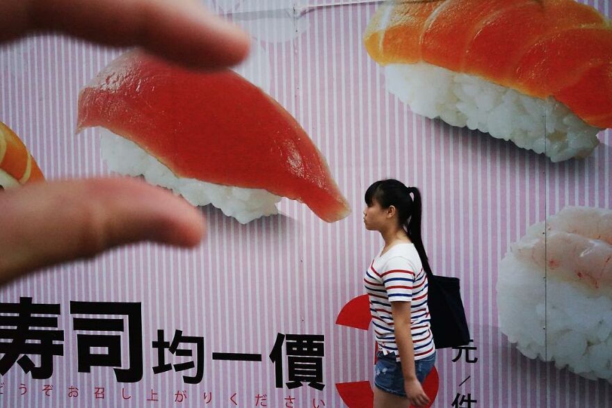 Photographer Goes Out On The Streets Of Hong Kong Capturing Everyday Coincidences