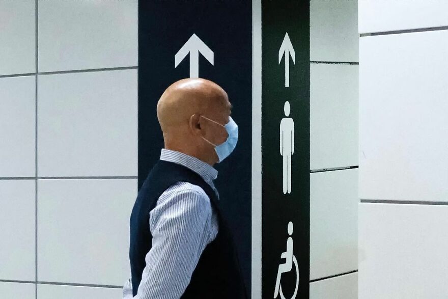 Photographer Goes Out On The Streets Of Hong Kong Capturing Everyday Coincidences