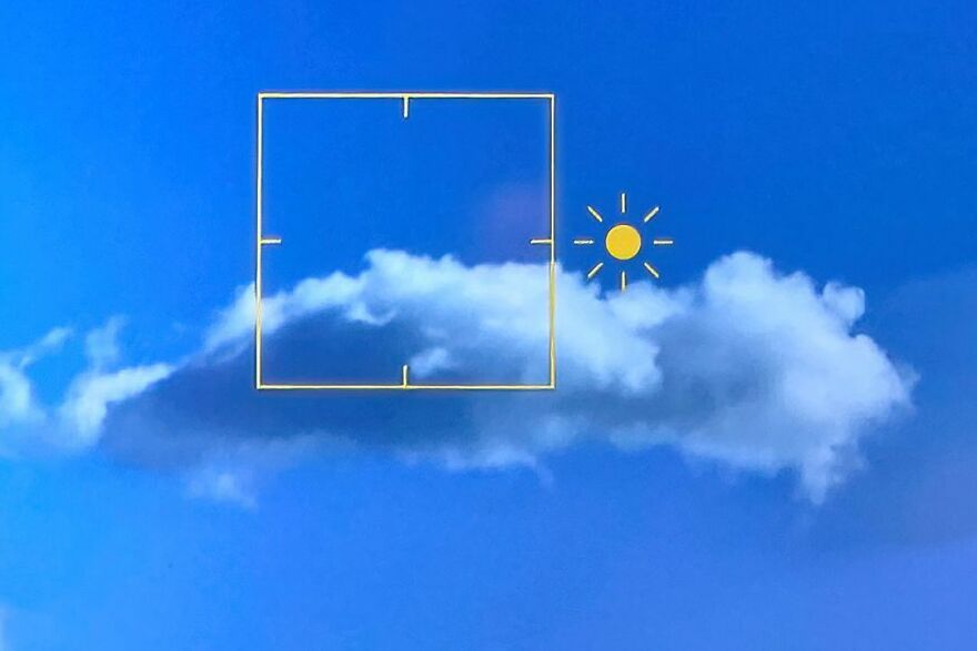 Photographer Goes Out On The Streets Of Hong Kong Capturing Everyday Coincidences