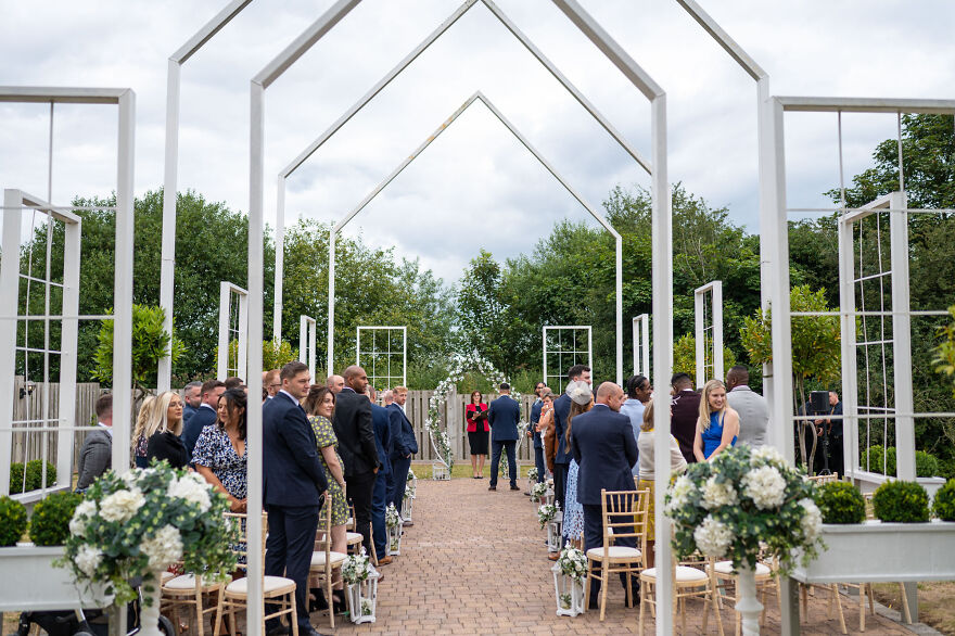 Cheshire Wedding: Alcumlow Wedding Barn