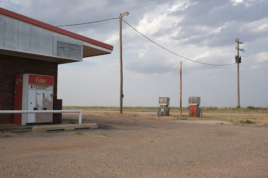 Encountering Stillness By Kimmo Sahakangas