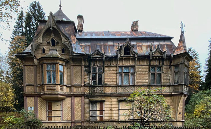 Cottage-Photo-Fyodor-Savintsev