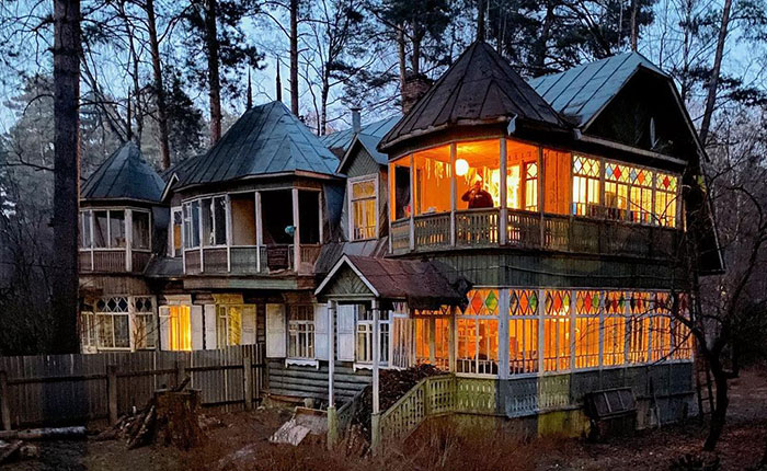 Cottage-Photo-Fyodor-Savintsev