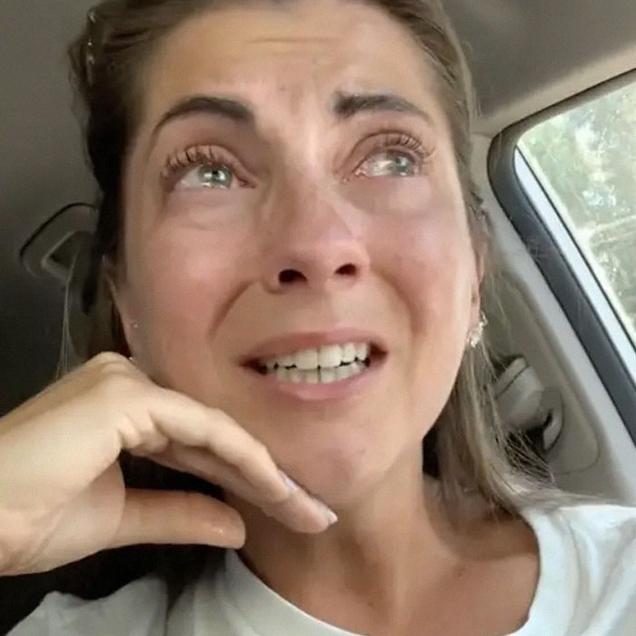 "I Was Refused Service At A Dunkin' Donuts Because I&rsquo;m Deaf": Deaf Woman Tells Her Story And Sparks An Important Conversation