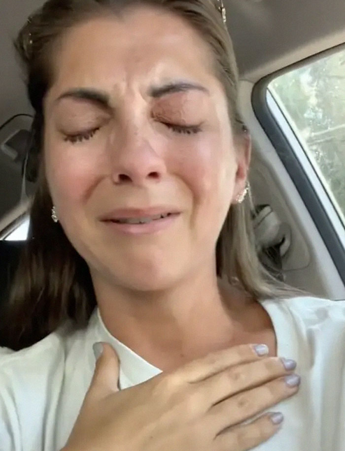 "I Was Refused Service At A Dunkin' Donuts Because I&rsquo;m Deaf": Deaf Woman Tells Her Story And Sparks An Important Conversation