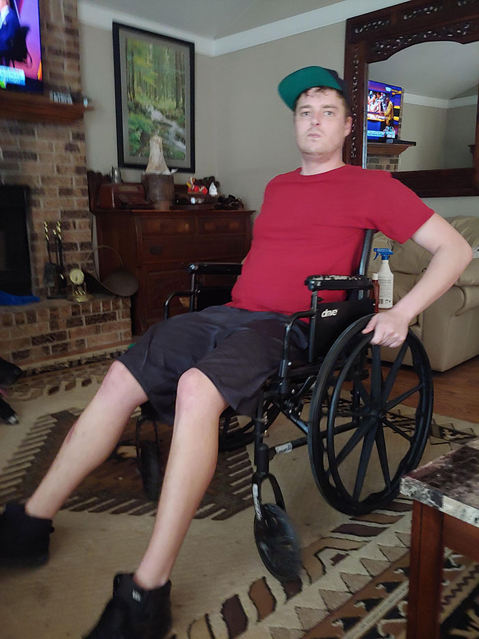 Walked Into The Chiro For Minor Back Pain, Left In A Wheelchair Straight To The ER With Paralyzing Sciatic Nerve Pain