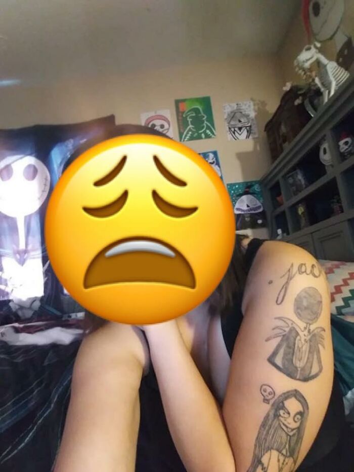 I’m Not Showing Their Face But This Was In A Nightmare Before Christmas Group I’m In And I Just Can’t….