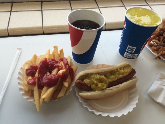 Rutt’s Hut Hot Dog. Can’t Be Beat.