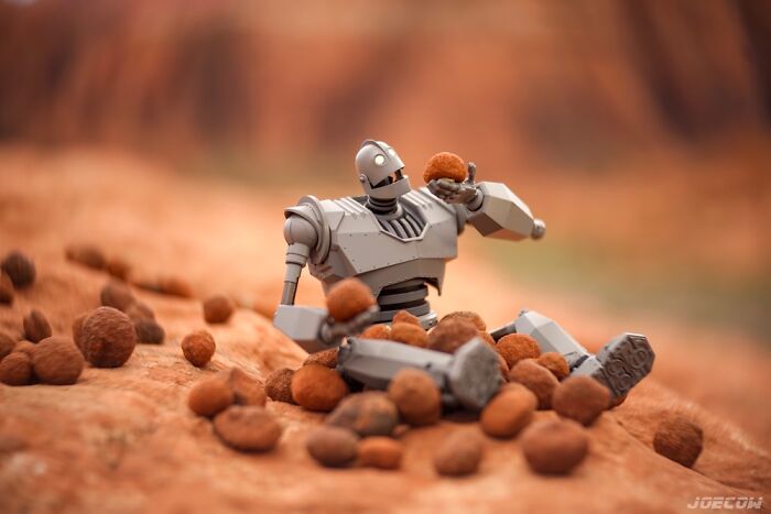 Iron Giant Loves Nature