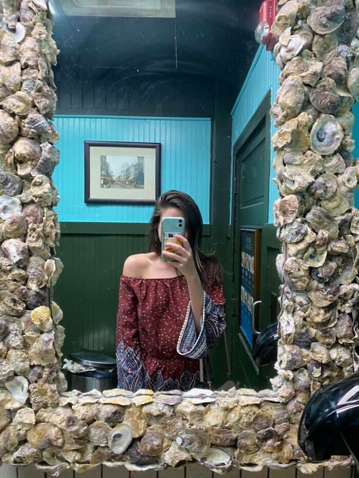 Este espejo que vi en un bar de Charleston