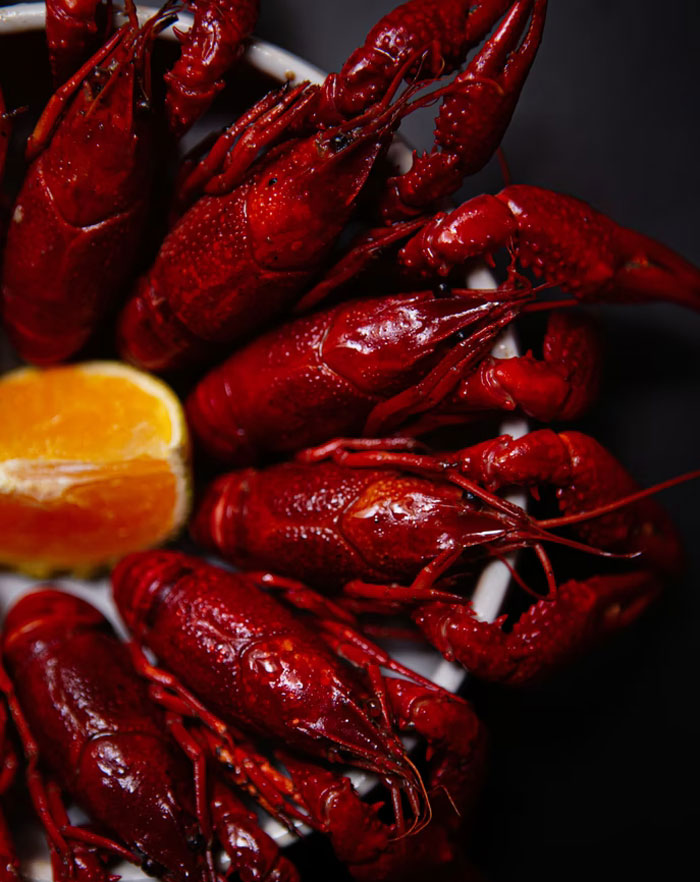 35 Restaurant Workers Share Their Most Memorable And Weird Customer Requests