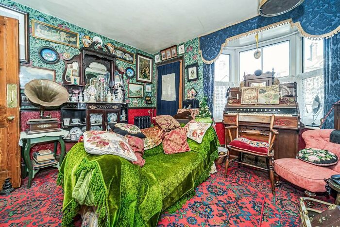 Terrible-Funny-Real-Estate-Photos