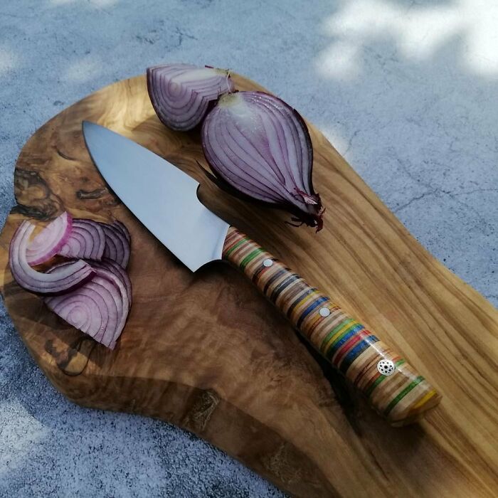 I Made A Knife With A Handle Of Old Skateboard Decks