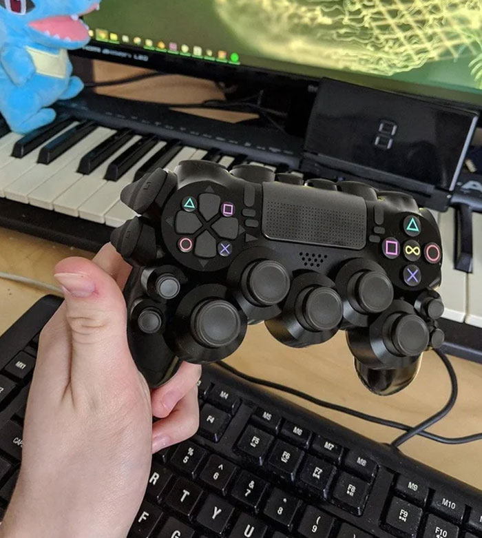 Guys Guys The Trypostation 5 Controller Was Just Revealed!