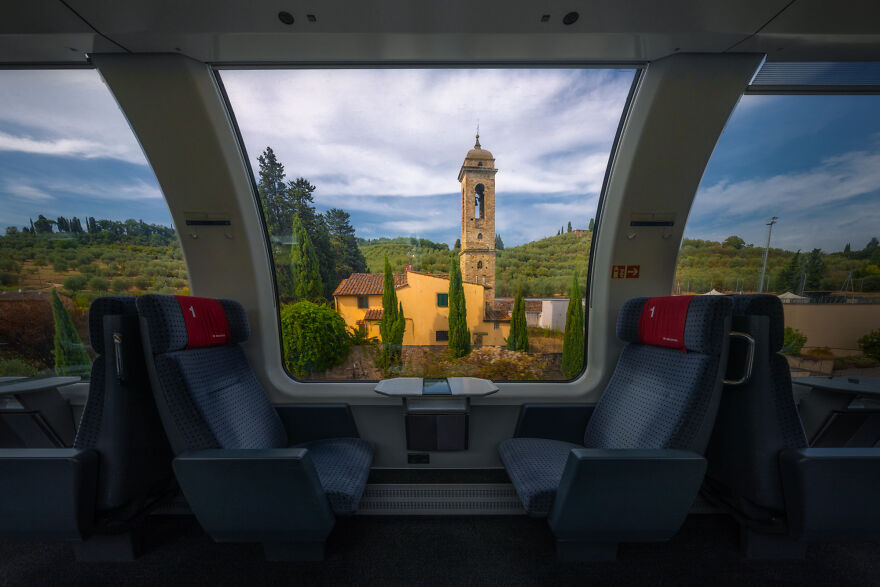I Photographed The Same Train Window With Different Sceneries For 10 Days