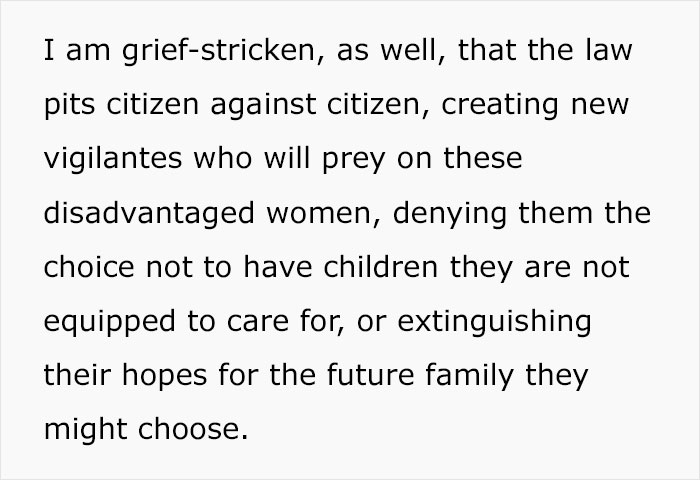 In Response To The Controversial Heartbeat Act In Texas, Uma Thurman Shares Her Abortion Story From Three Decades Ago
