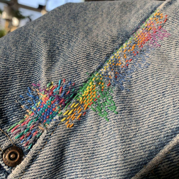 Un zurcido multicolor para mis viejos pantalones