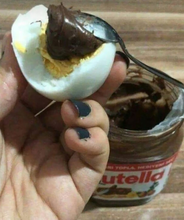Huevo duro con Nutella