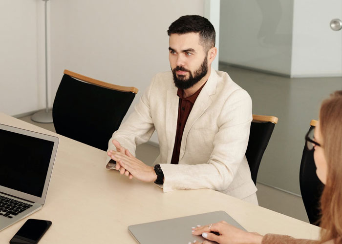 35 People Who Walked Out In The Middle Of Job Interviews Share Why They Did It